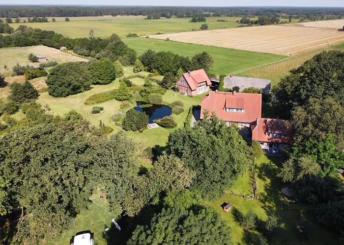 Semesterbostad Familienhaus Trebel